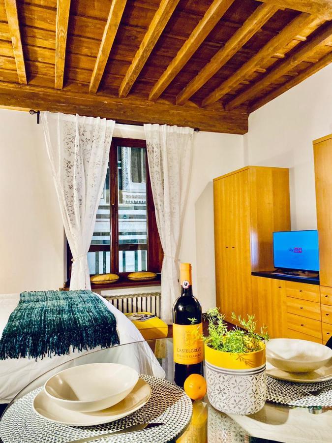La Mandorla Apartments In Piazza Del Duomo ฟลอเรนซ์ ภายนอก รูปภาพ