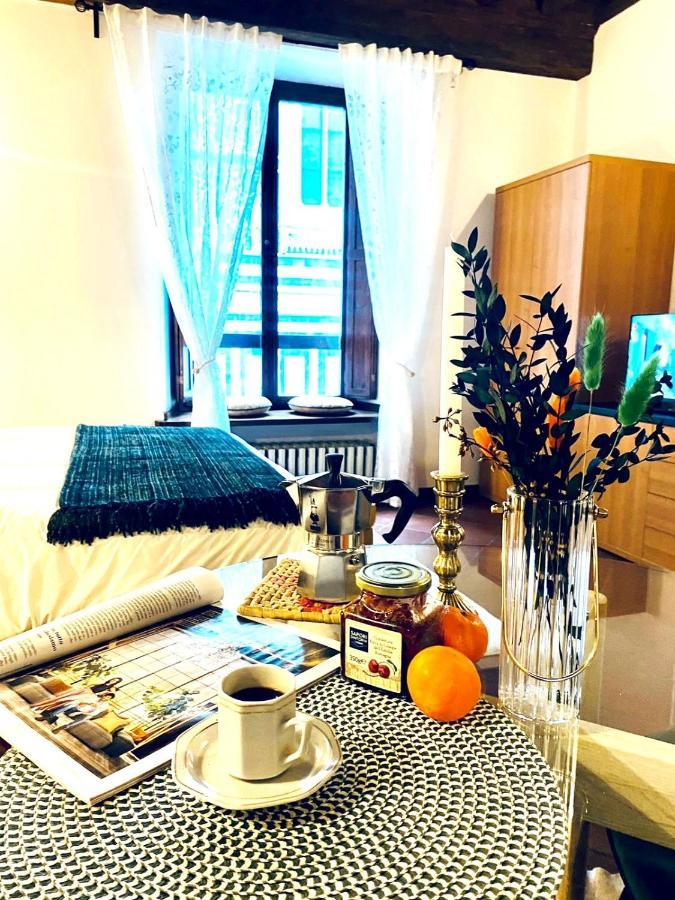 La Mandorla Apartments In Piazza Del Duomo ฟลอเรนซ์ ภายนอก รูปภาพ