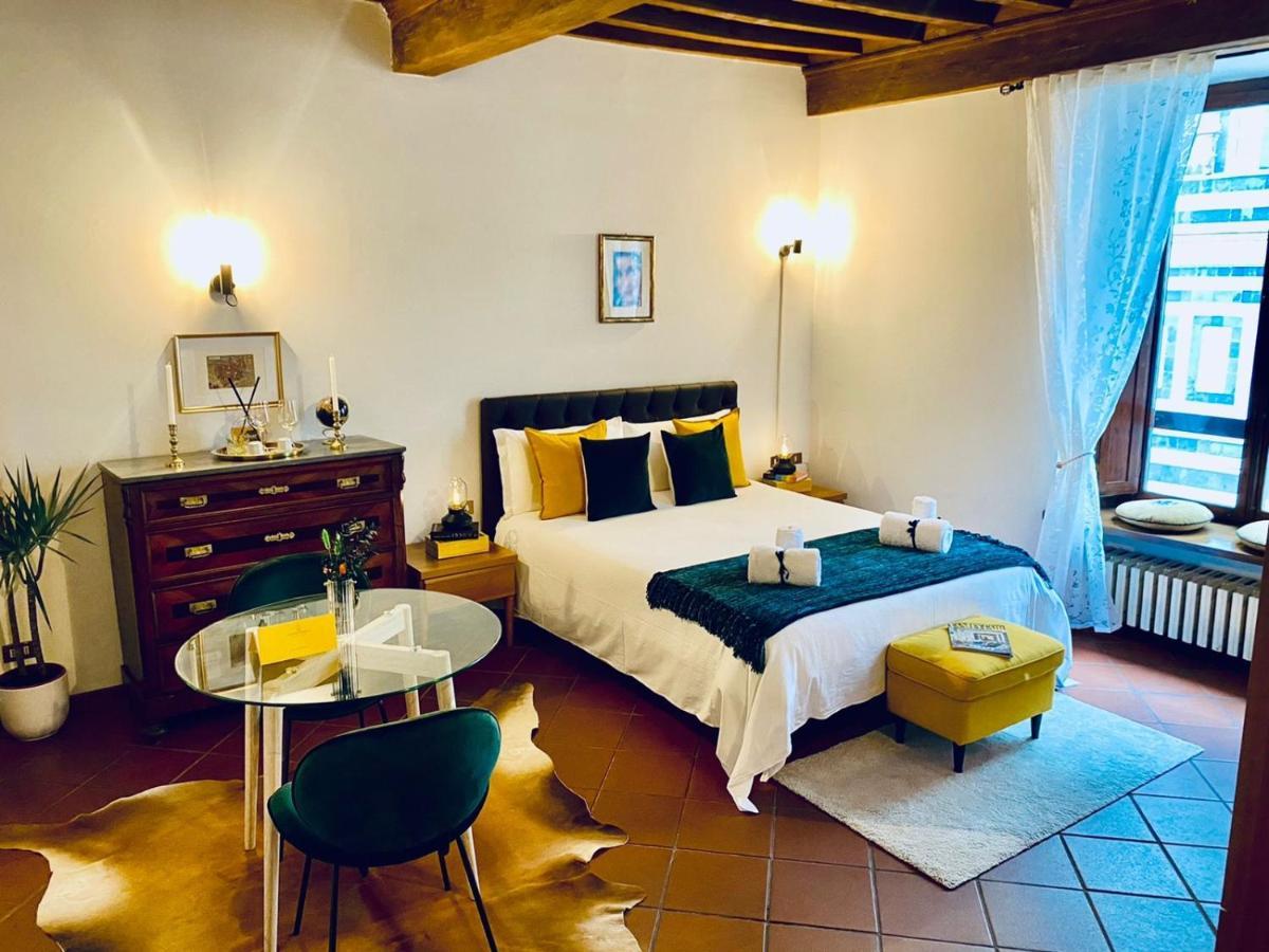 La Mandorla Apartments In Piazza Del Duomo ฟลอเรนซ์ ภายนอก รูปภาพ