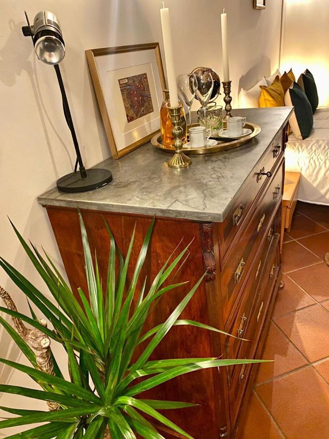 La Mandorla Apartments In Piazza Del Duomo ฟลอเรนซ์ ภายนอก รูปภาพ