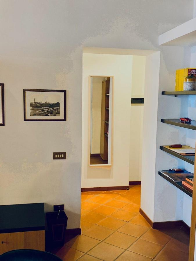 La Mandorla Apartments In Piazza Del Duomo ฟลอเรนซ์ ภายนอก รูปภาพ