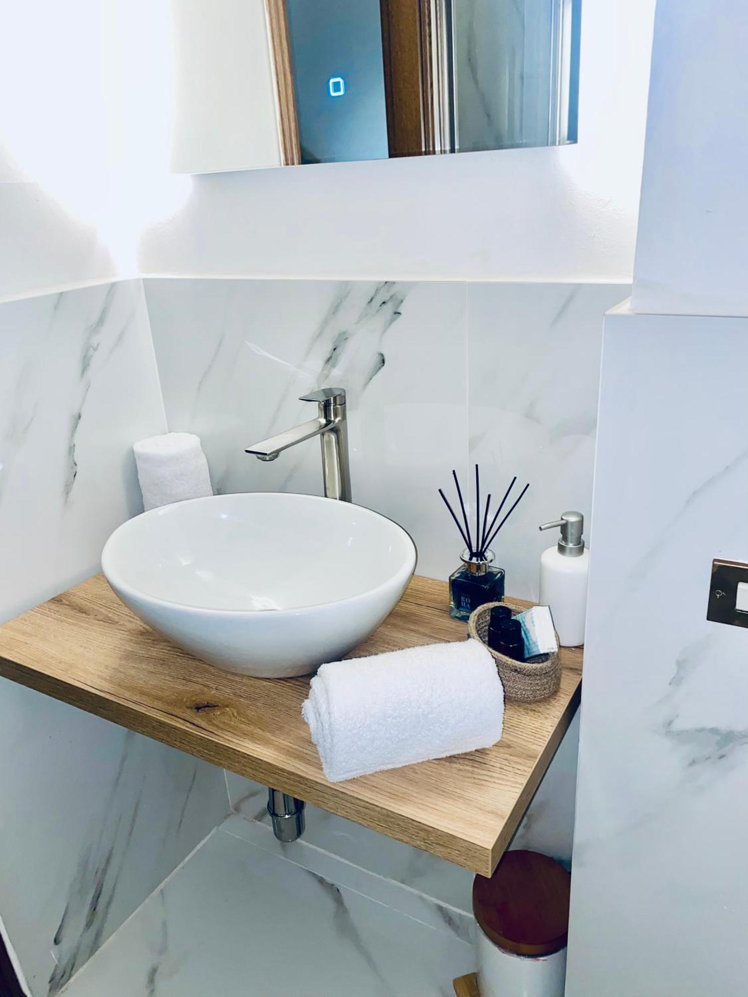 La Mandorla Apartments In Piazza Del Duomo ฟลอเรนซ์ ภายนอก รูปภาพ